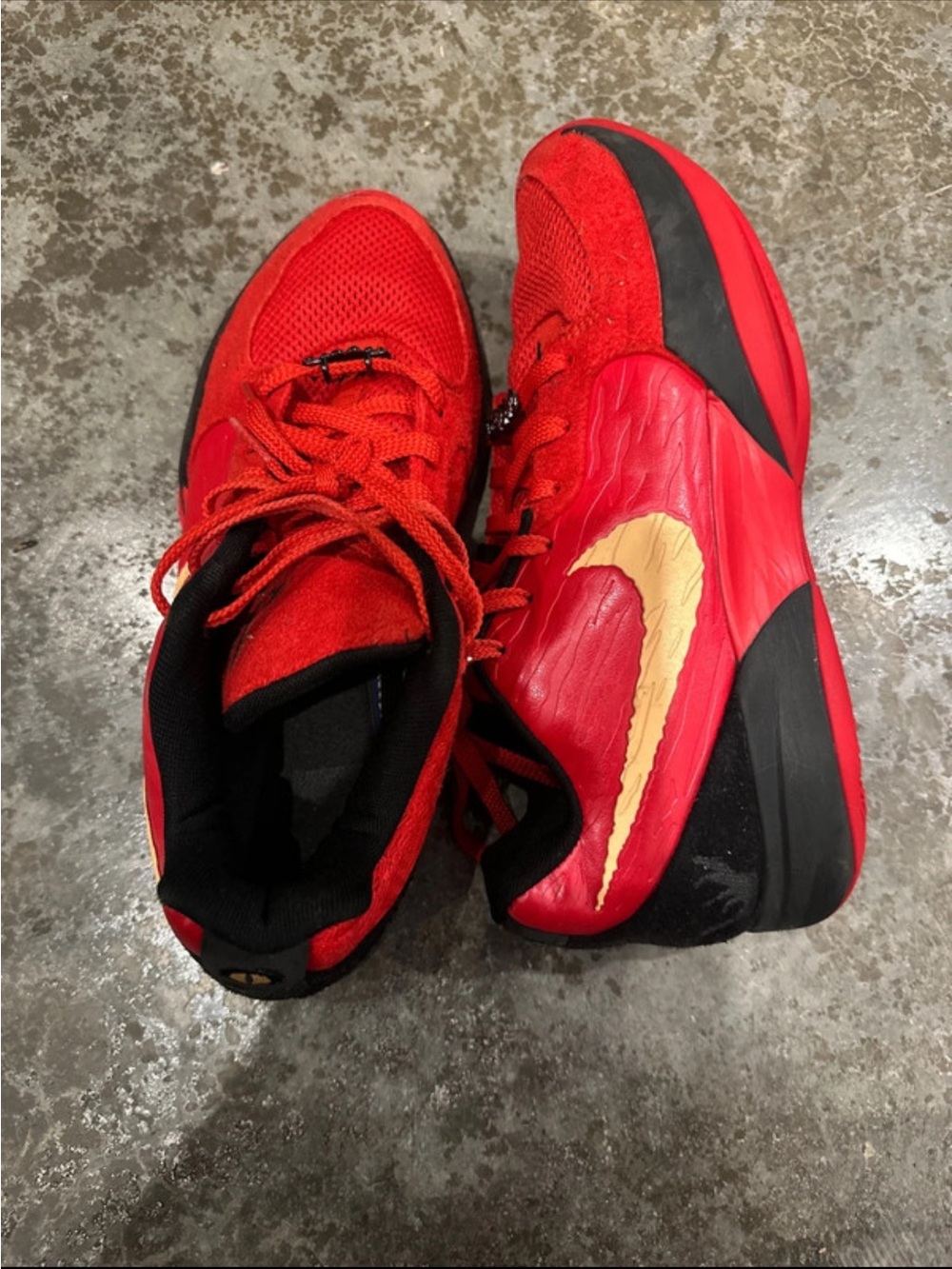 Nike Red Men's Athletic Sneakers with Gold Swoosh and Black Accents